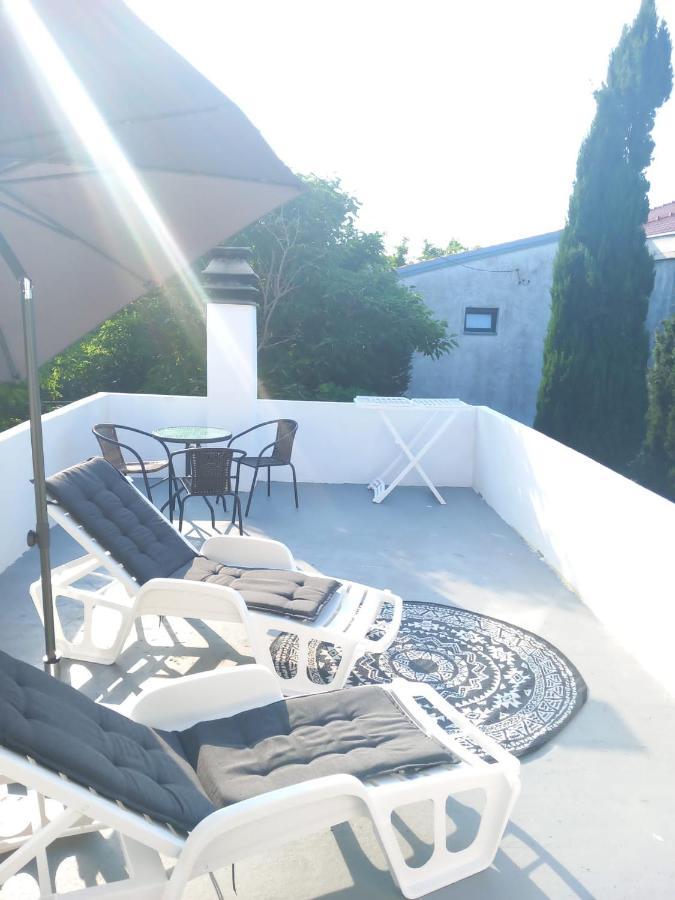 Appartamento Apartman Nika Ražanac Esterno foto